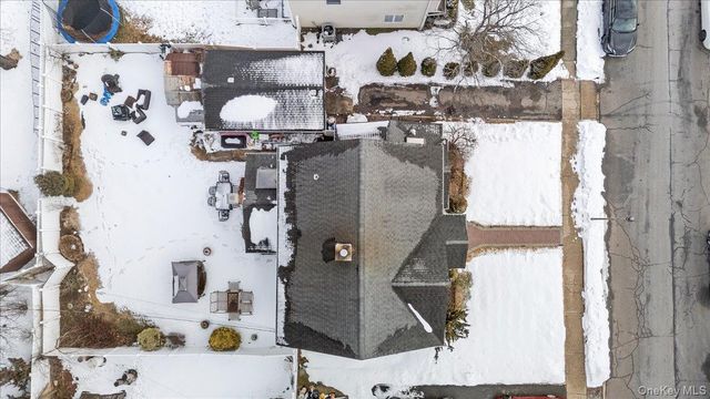 2489 2nd Street, East Meadow, NY 11554