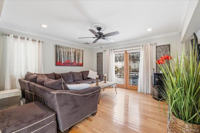 2489 2nd Street, East Meadow, NY 11554