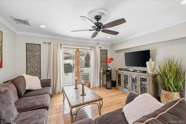 2489 2nd Street, East Meadow, NY 11554