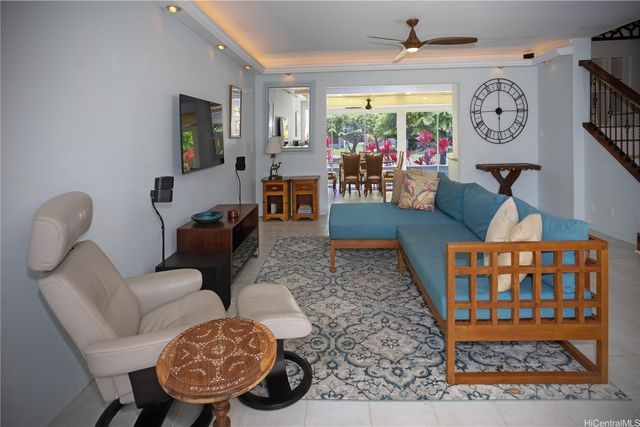 206 Koko Isle Circle 171703, Honolulu, HI 96825