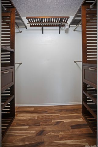 206 Koko Isle Circle 171703, Honolulu, HI 96825