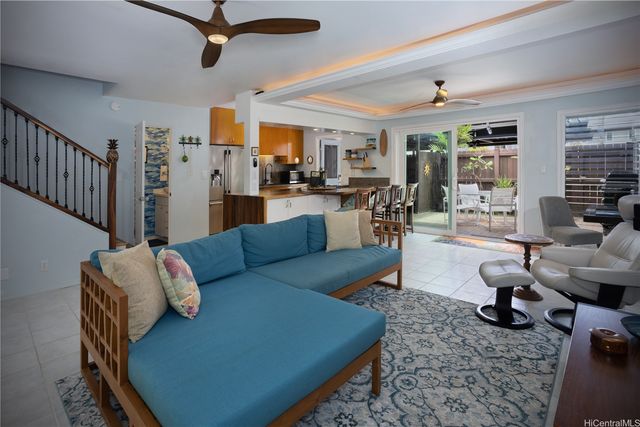 206 Koko Isle Circle 171703, Honolulu, HI 96825
