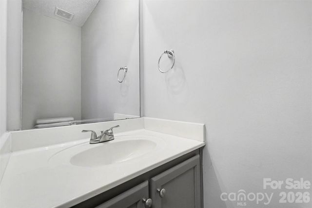 10141 University Park Lane, Charlotte, NC 28213
