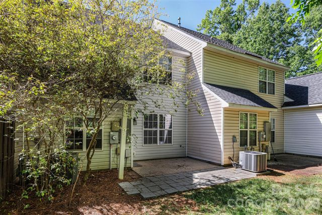 10141 University Park Lane, Charlotte, NC 28213