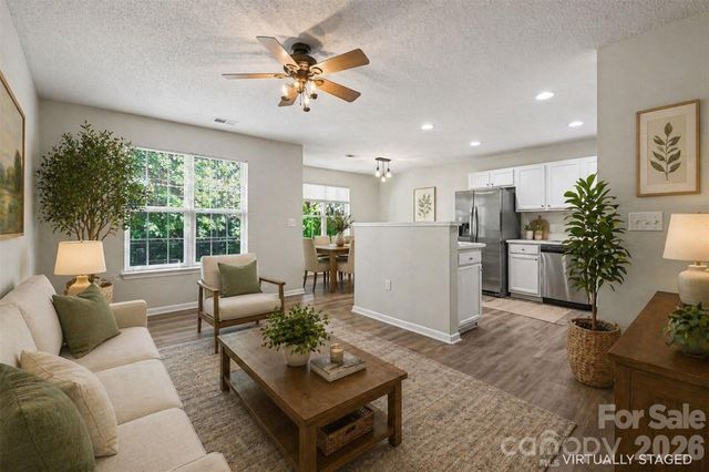 10141 University Park Lane, Charlotte, NC 28213