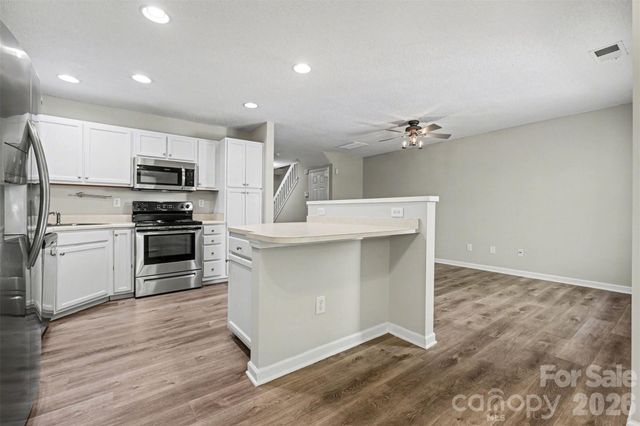 10141 University Park Lane, Charlotte, NC 28213