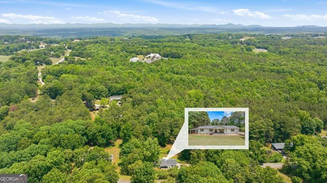 3404 Springdale Forrest Avenue, Gainesville, GA 30506