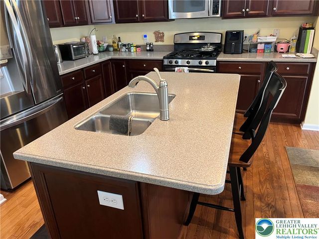 5223 Blue Sky Drive, South Whitehall Twp, PA 18069