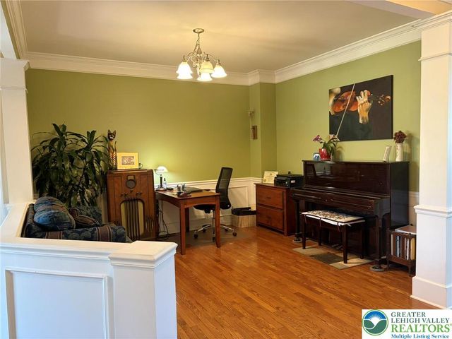 5223 Blue Sky Drive, South Whitehall Twp, PA 18069