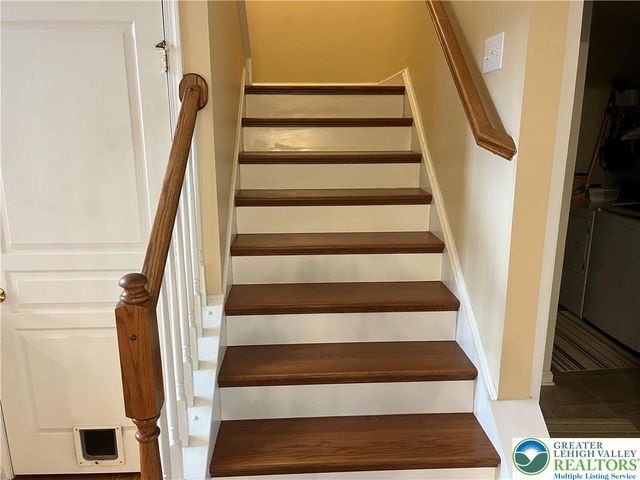 5223 Blue Sky Drive, South Whitehall Twp, PA 18069