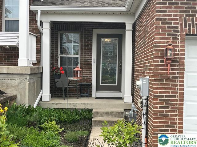 5223 Blue Sky Drive, South Whitehall Twp, PA 18069