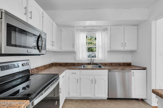 237 Mill Creek Drive, Bayville, NJ 08721