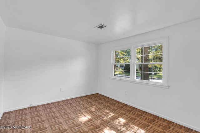 237 Mill Creek Drive, Bayville, NJ 08721