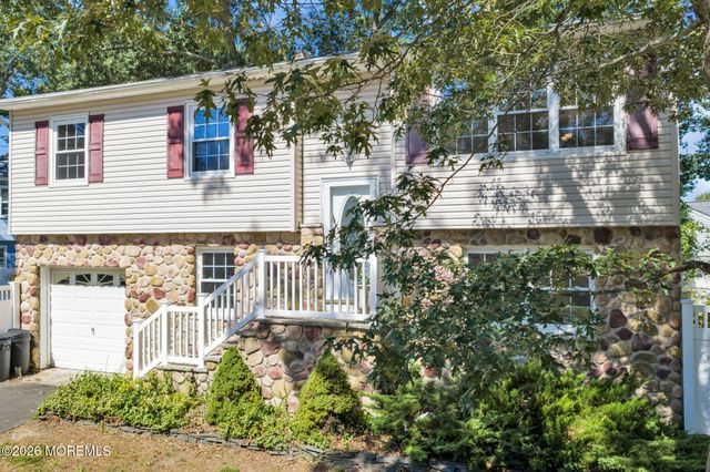 237 Mill Creek Drive, Bayville, NJ 08721