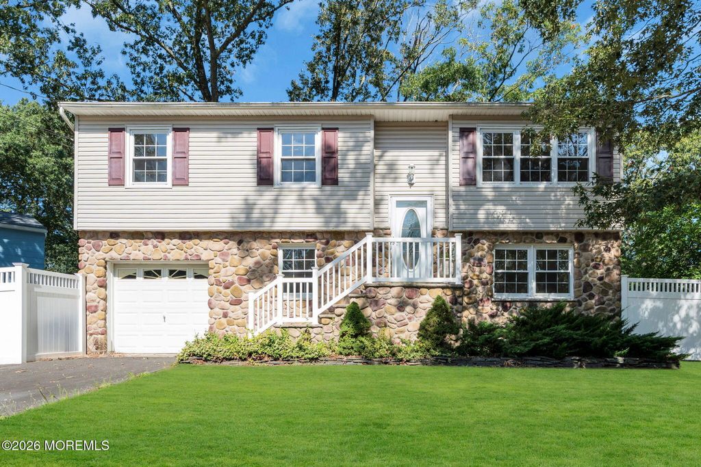 237 Mill Creek Drive, Bayville, NJ 08721