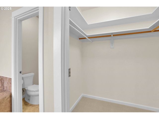 1641 CHASA St, Eugene, OR 97401