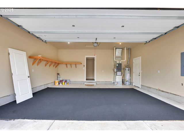 1641 CHASA St, Eugene, OR 97401