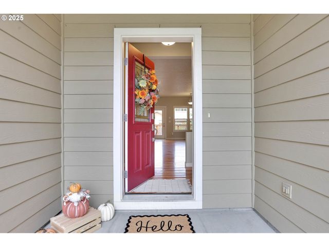 1641 CHASA St, Eugene, OR 97401