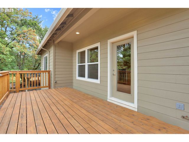 1641 CHASA St, Eugene, OR 97401