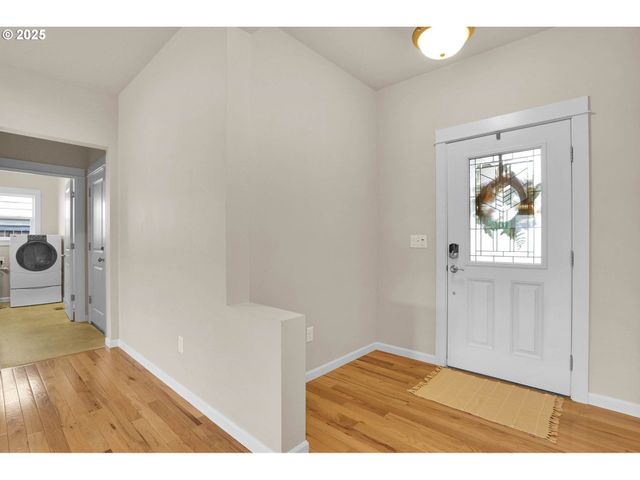 1641 CHASA St, Eugene, OR 97401