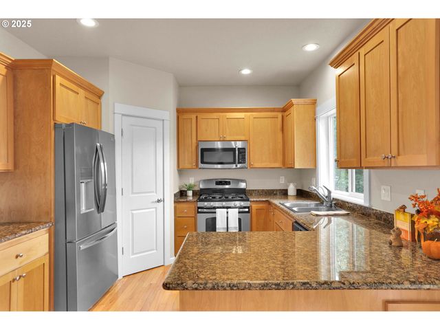 1641 CHASA St, Eugene, OR 97401