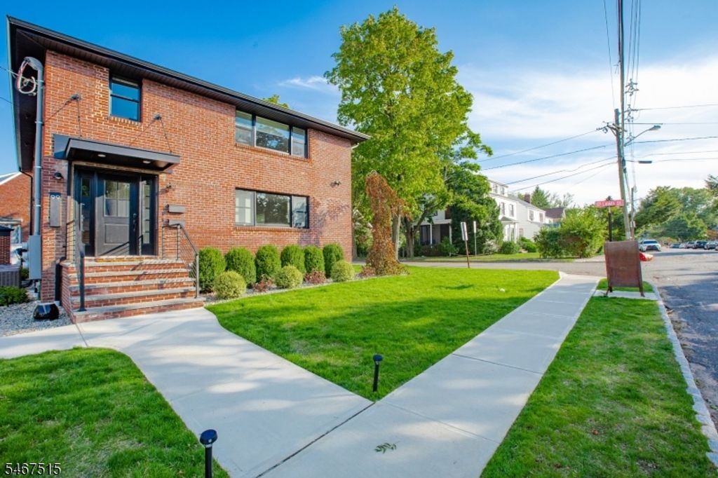 99 Baldwin Pl, Bloomfield Twp., NJ 07003 — exterior