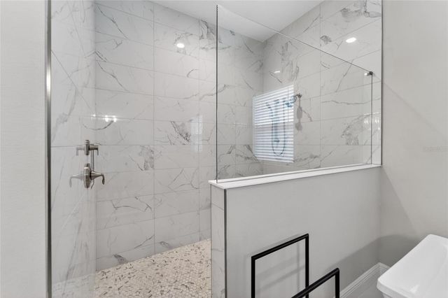 155 SABAL BREEZE COURT, Brandon, FL 33511