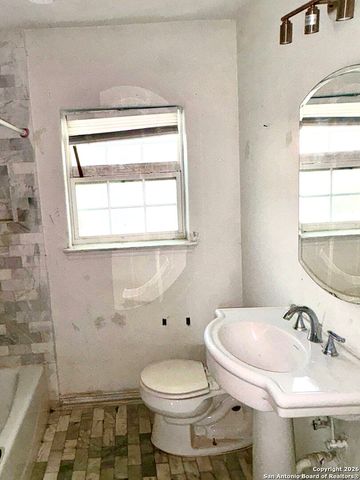 1871 Kendalia Ave, San Antonio, TX 78224