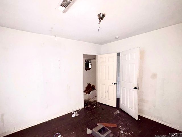 1871 Kendalia Ave, San Antonio, TX 78224