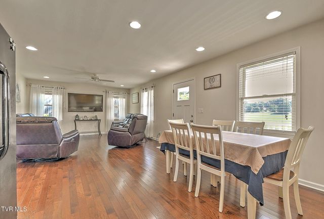 479 Deadmore Se Street, Abingdon, VA 24210