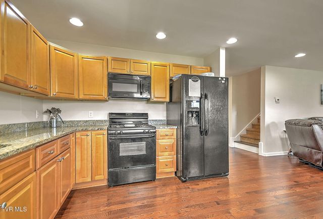 479 Deadmore Se Street, Abingdon, VA 24210
