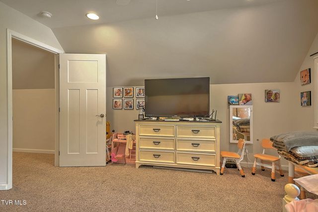 479 Deadmore Se Street, Abingdon, VA 24210