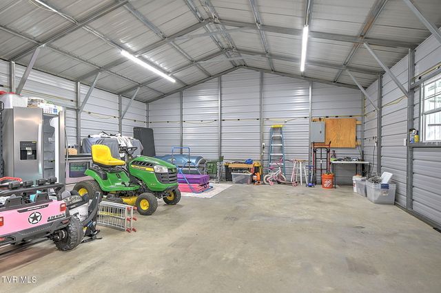 479 Deadmore Se Street, Abingdon, VA 24210