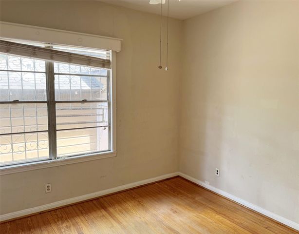 302 Hunt Street, Houston, TX 77003