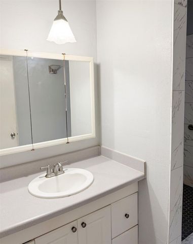 302 Hunt Street, Houston, TX 77003