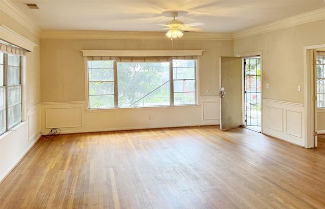 302 Hunt Street, Houston, TX 77003