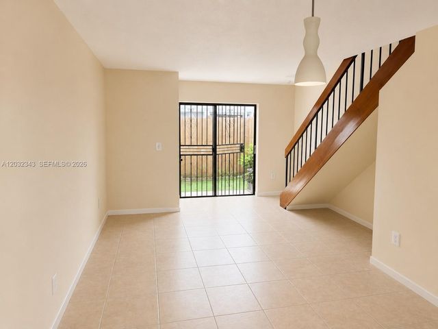 11789 SW 18th St 2-30, Miami, FL 33175