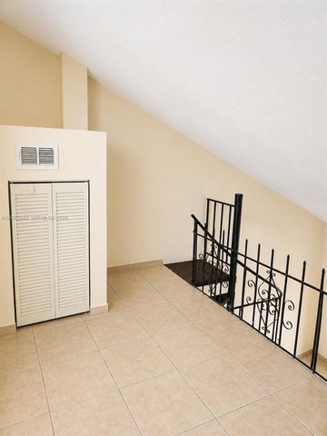 11789 SW 18th St 2-30, Miami, FL 33175
