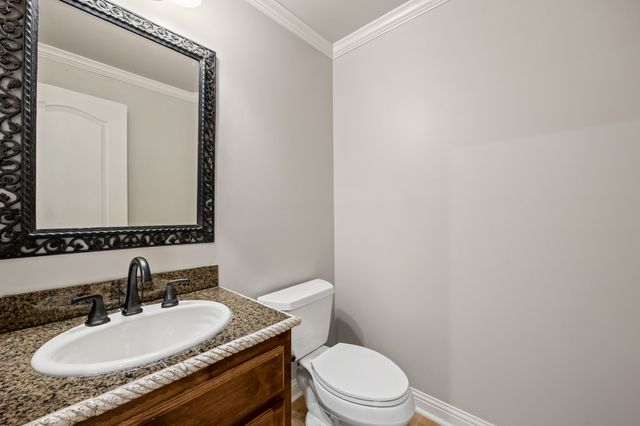 148 Stoneleigh Drive, Heath, TX 75032