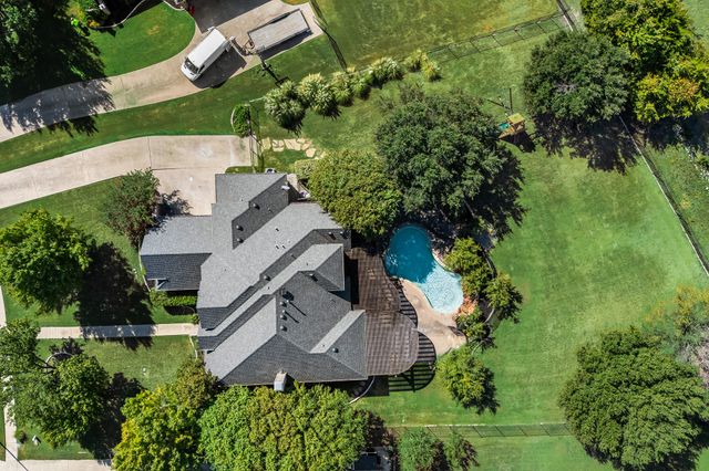 148 Stoneleigh Drive, Heath, TX 75032