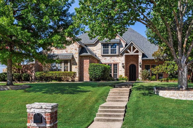 148 Stoneleigh Drive, Heath, TX 75032