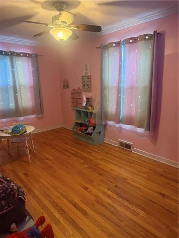 2611 Parallel Avenue, St Joseph, MO 64506