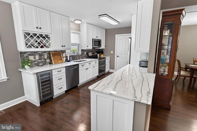 220 CREEKSIDE DR, Salisbury, MD 21804