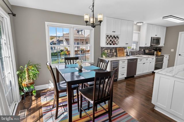 220 CREEKSIDE DR, Salisbury, MD 21804