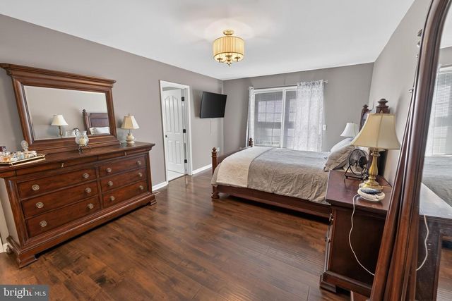 220 CREEKSIDE DR, Salisbury, MD 21804