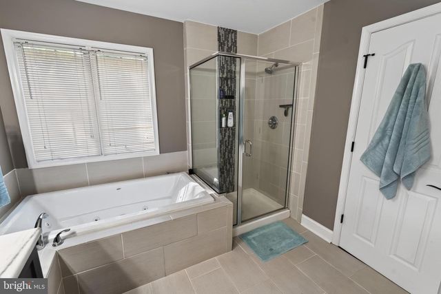 220 CREEKSIDE DR, Salisbury, MD 21804