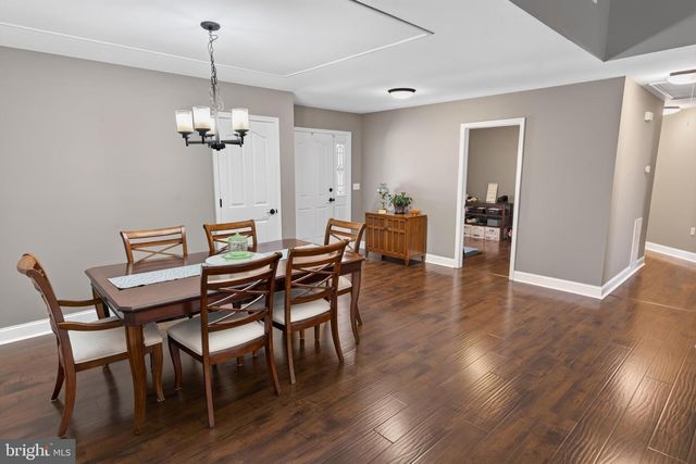 220 CREEKSIDE DR, Salisbury, MD 21804