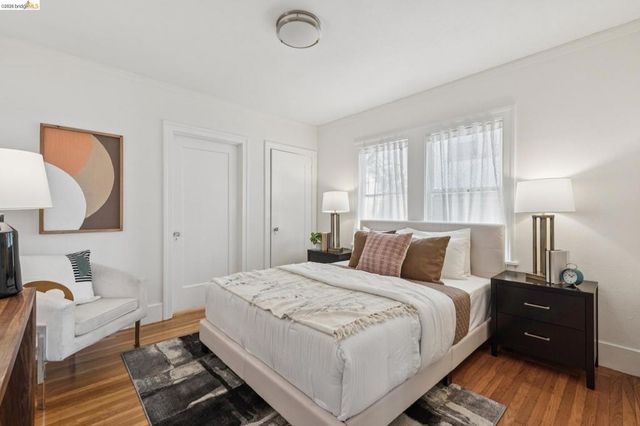 501 E 20th St, Oakland, CA 94606