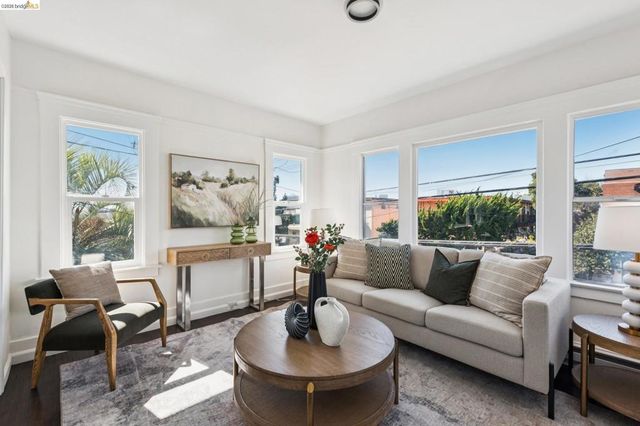 501 E 20th St, Oakland, CA 94606