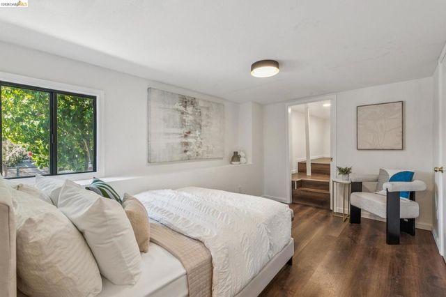 501 E 20th St, Oakland, CA 94606